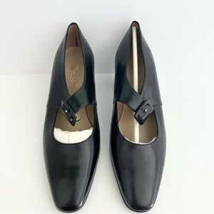 Vintage Yanko Heels, Made in Spain, Black with Buckle, Size 7, New